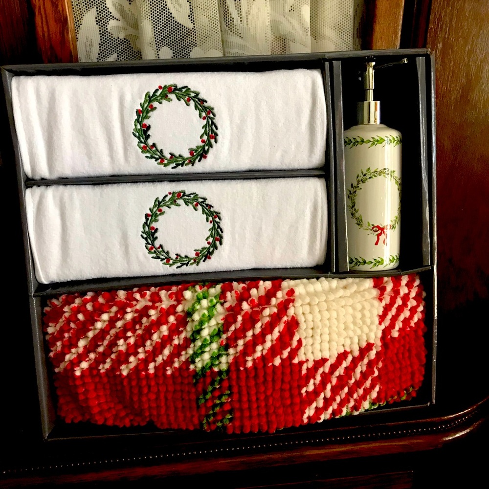 Bathroom set